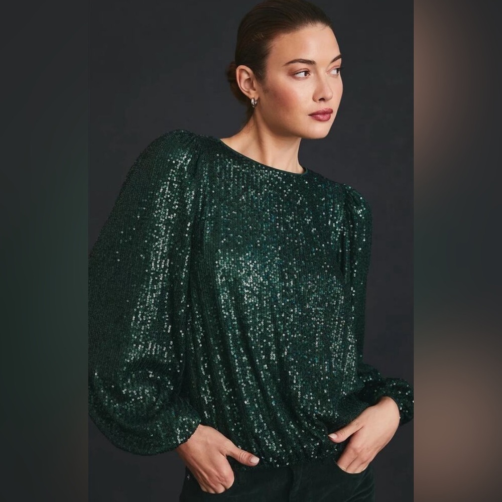 NWT! Anthropologie Dark Green Flat White Sequin Top - ALL PETITE SIZES 💖